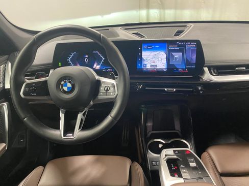 Used 2023 BMW X1 xDrive28i w/ Premium Package image 2