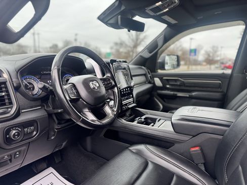 Used 2021 RAM 1500 Limited w/ Night Edition image 14