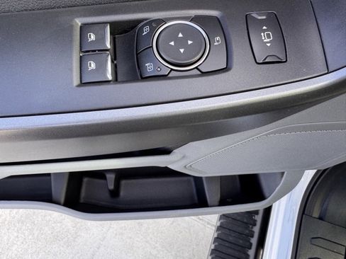 New 2025 Ford F350 XLT w/ FX4 Off-Road Package image 16