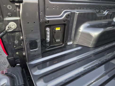 New 2025 Ford Maverick XLT w/ XLT Luxury Package image 8