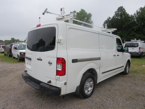 Used 2020 Nissan NV 2500 SV w/ Navigation Package image 5
