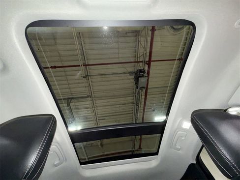 Used 2022 Ford Escape Titanium w/ Titanium Elite Package image 16