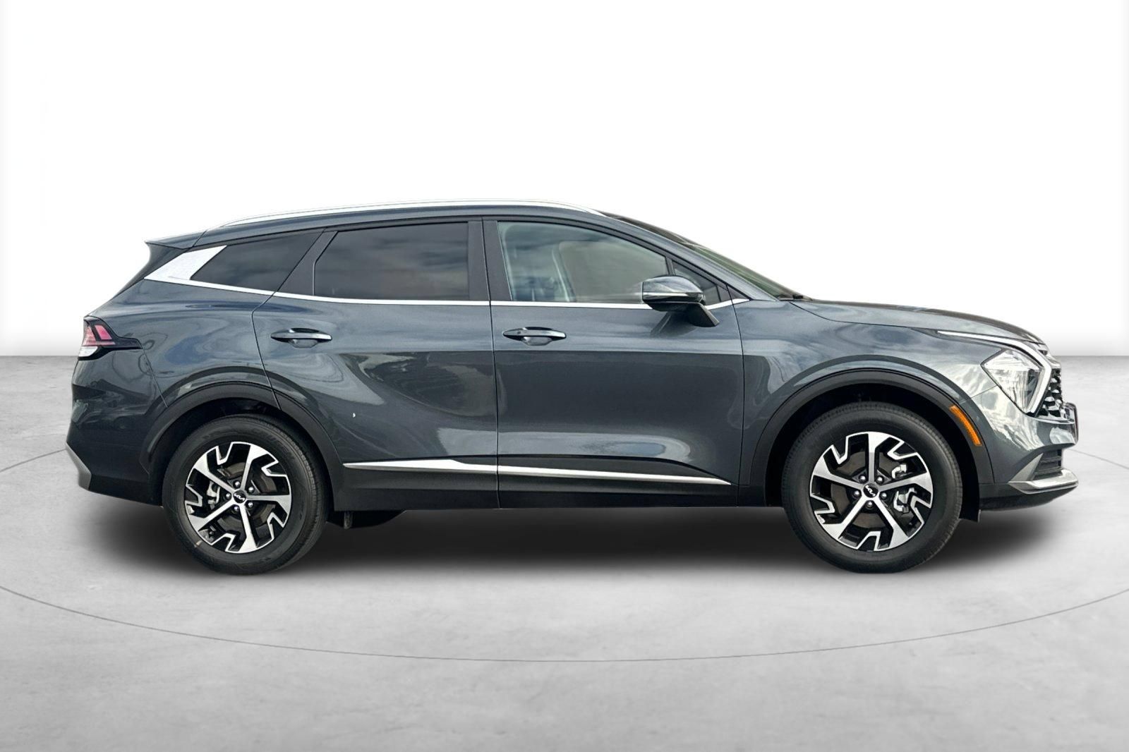 Used 2023 Kia Sportage EX AWD/4WD image 7