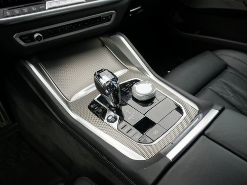 Used 2023 BMW X6 xDrive40i w/ Executive Package image 14