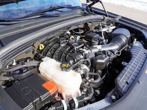 Used 2023 Jeep Grand Cherokee Limited AWD/4WD image 19