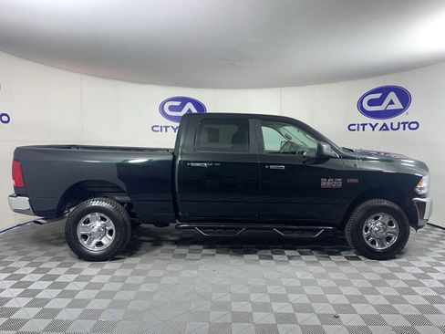 Used 2018 RAM 2500 SLT AWD/4WD image 2