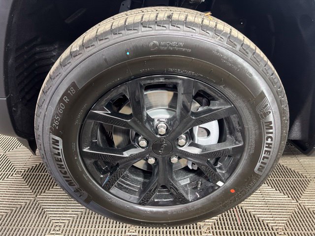 New 2026 Jeep Grand Cherokee Altitude AWD/4WD image 8