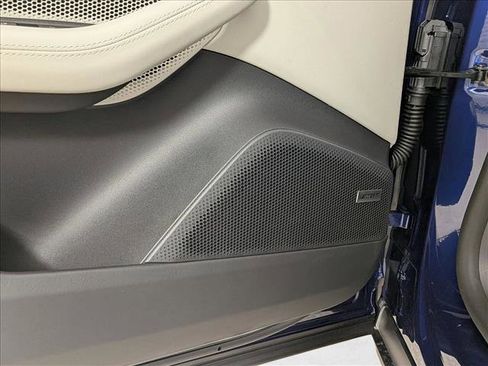 New 2026 Porsche Macan 4S Electric image 12