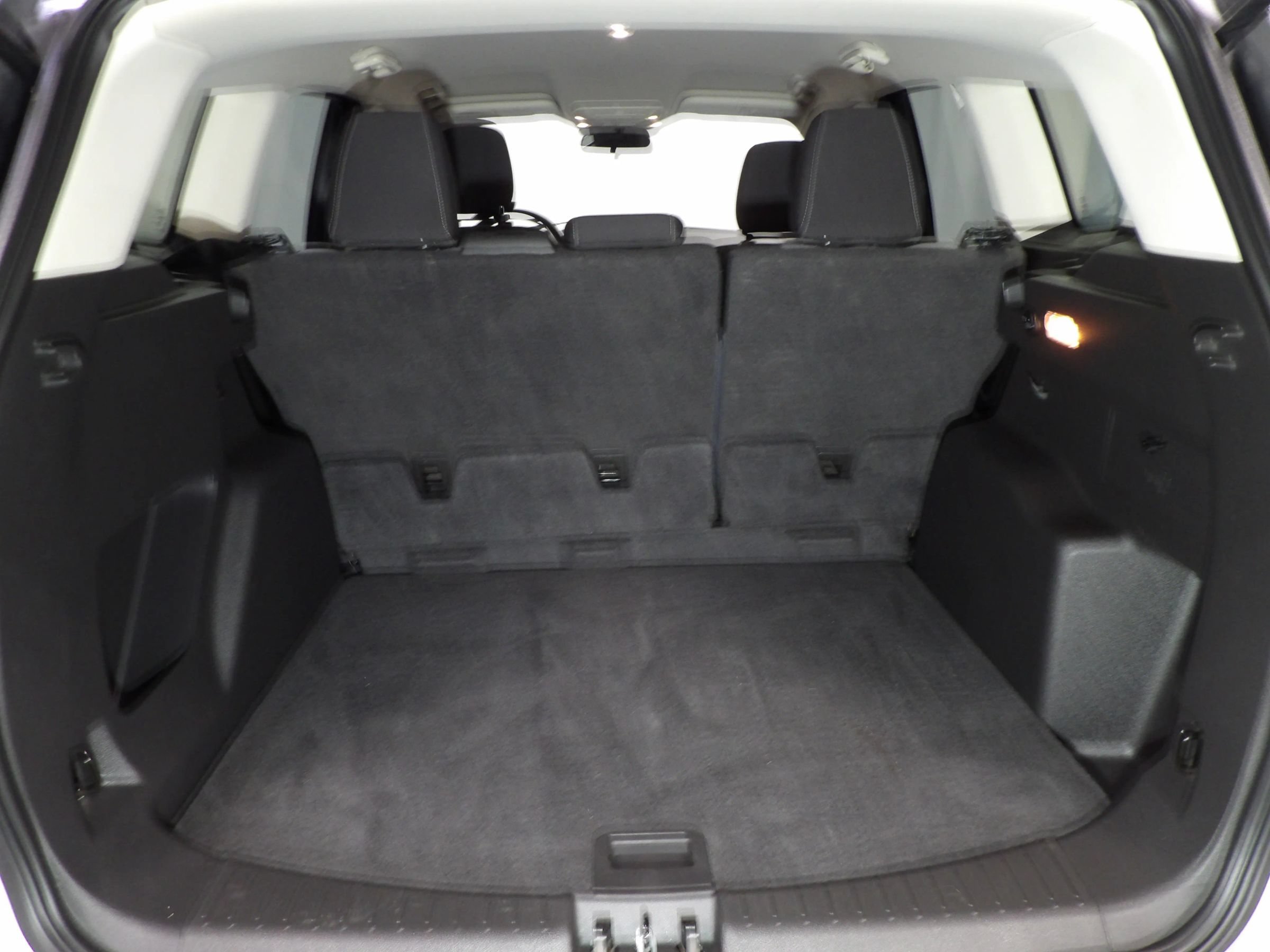 Used 2018 Ford Escape SE w/ SE Sync 3 Package FWD image 7