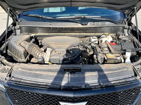 Used 2023 Cadillac XT6 Sport w/ LPO, ONYX Package image 23