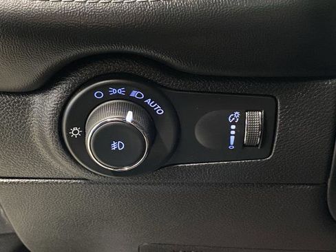 Used 2021 Dodge Durango GT image 22