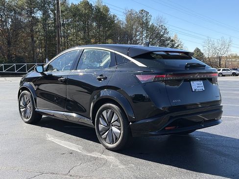 Certified 2023 Nissan Ariya FWD image 3