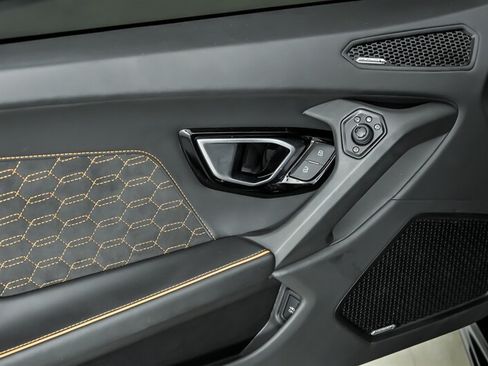 Used 2020 Lamborghini Huracan EVO AWD/4WD image 14