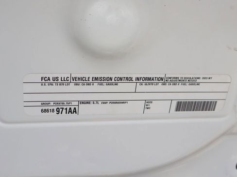 Used 2023 Jeep Wagoneer 4WD w/ Premium Group I image 13