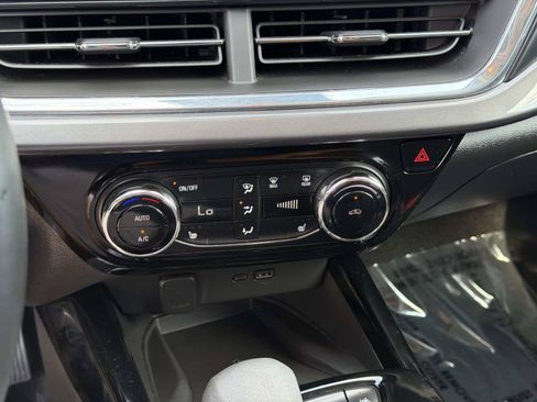 Used 2024 Chevrolet Trax ACTIV w/ Sunroof Package FWD image 24