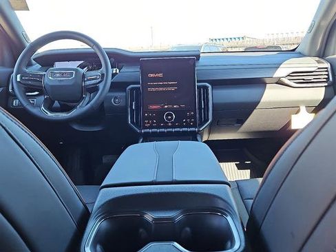 New 2026 GMC Acadia AT4 image 10