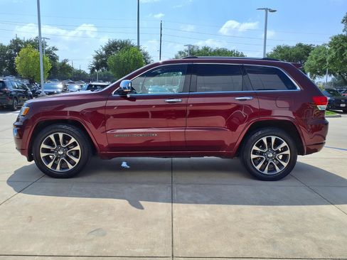 Used 2017 Jeep Grand Cherokee Overland w/ Jeep Active Safety Group RWD image 22