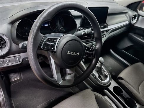 Used 2023 Kia Forte LXS w/ LXS Technology Package image 16