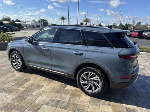 New 2026 Lincoln Corsair Premiere FWD image 4