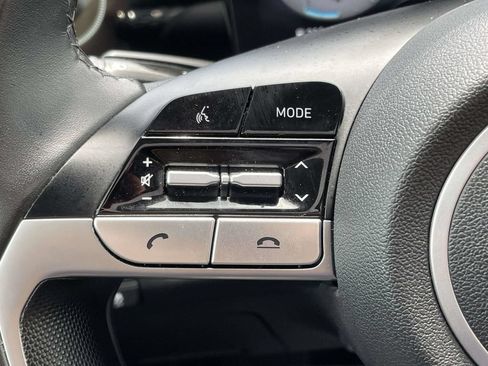 Used 2022 Hyundai Elantra Limited FWD image 31