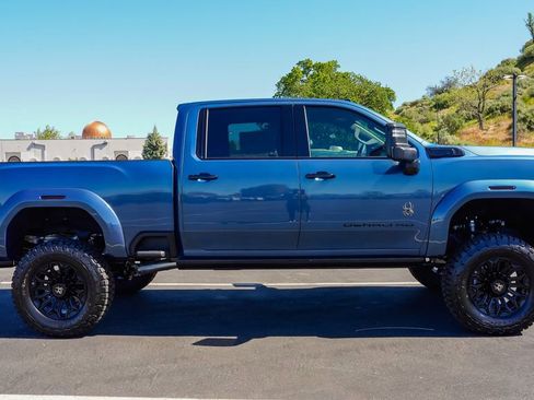 New 2026 GMC Sierra 2500 Denali w/ Denali Reserve Package image 8