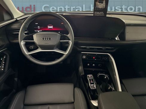 Certified 2025 Audi Q5 Prestige image 27
