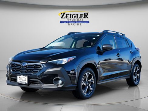 Used 2024 Subaru Crosstrek 2.0i Premium AWD/4WD image 3