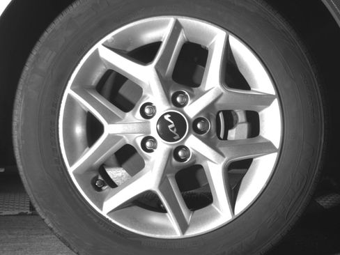 Used 2025 Kia Soul LX w/ LX Technology Package image 18