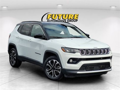 Used 2024 Jeep Compass Limited image 1