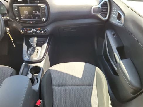 Used 2023 Kia Soul LX w/ Option Group 015 image 11