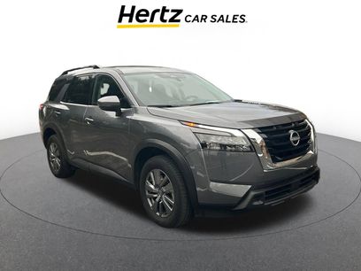 Used 2025 Nissan Pathfinder SV