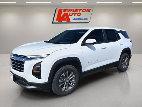 New 2026 Chevrolet Equinox LT w/ Convenience Package II image 4