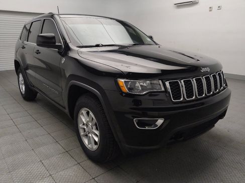 Used 2019 Jeep Grand Cherokee Laredo AWD/4WD image 13