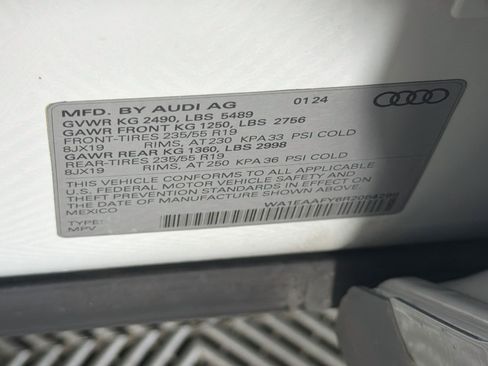 Used 2024 Audi Q5 2.0T Premium Plus AWD/4WD image 12
