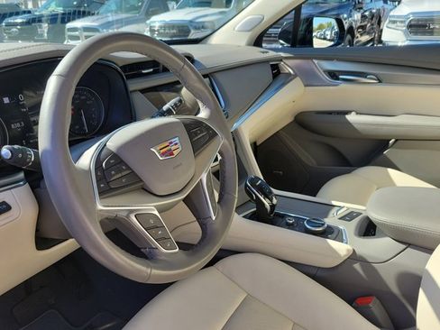 Used 2025 Cadillac XT5 Premium Luxury w/ Technology Package image 23