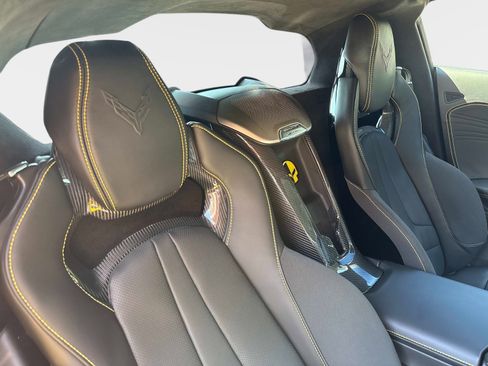 Used 2025 Chevrolet Corvette Z06 image 27