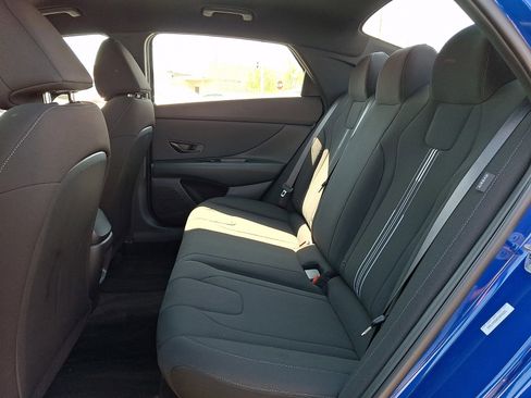 Certified 2025 Hyundai Elantra Sport image 10