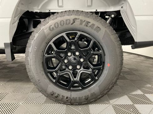 New 2026 Ford F150 XLT w/ XLT Black Appearance Package AWD/4WD image 11