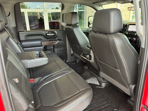 Used 2021 GMC Sierra 2500 Denali w/ Technology Package AWD/4WD image 31
