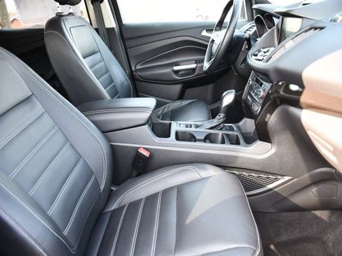 Used 2018 Ford Escape Titanium image 24