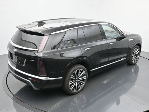 New 2026 Cadillac Vistiq Premium Luxury w/ LPO, Floor Liner Package image 27
