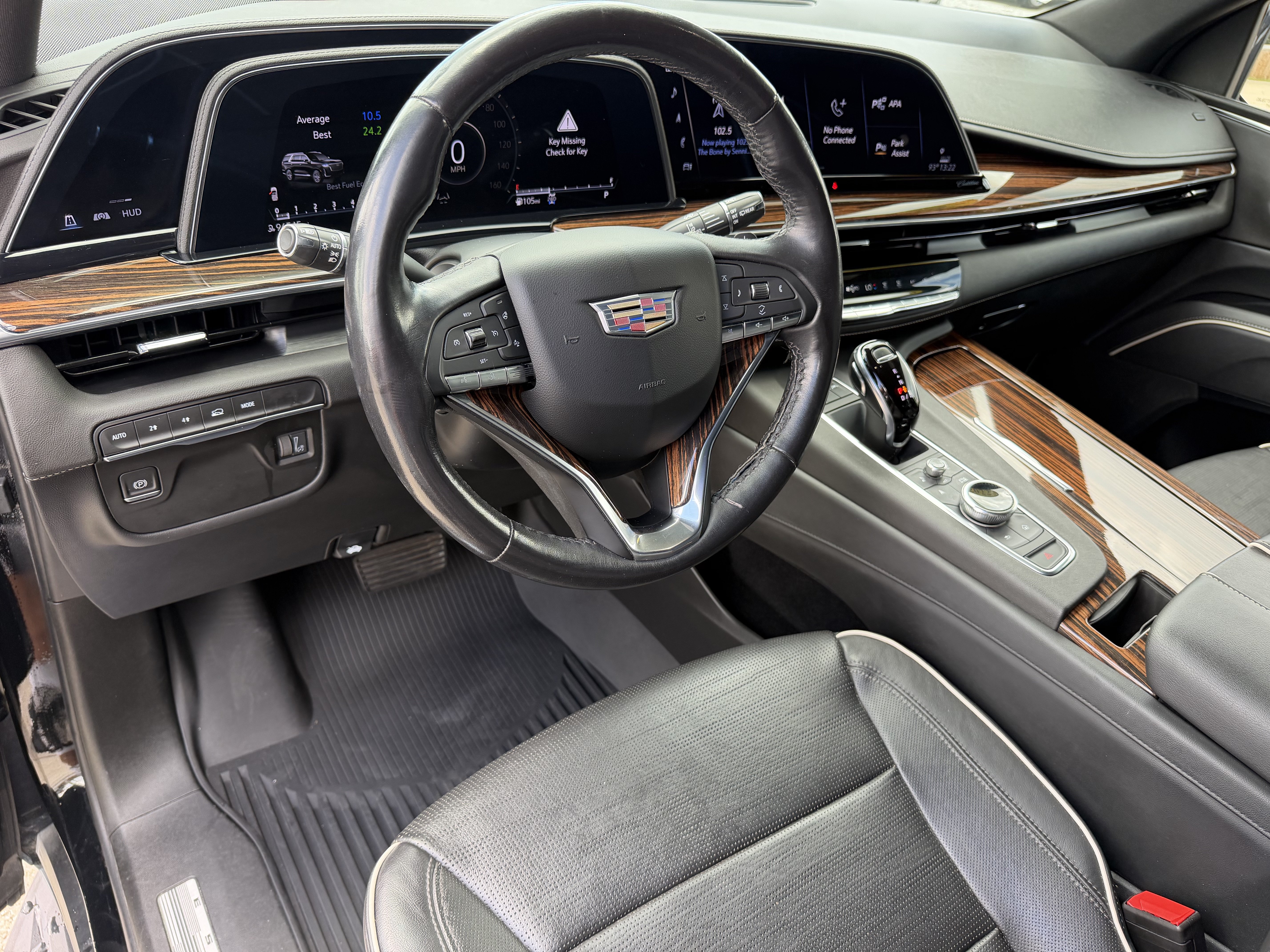 Used 2022 Cadillac Escalade Premium Luxury w/ LPO, Floor Liner Package AWD/4WD image 14