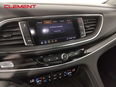 Used 2021 Buick Enclave Avenir w/ Avenir Technology Package FWD image 22
