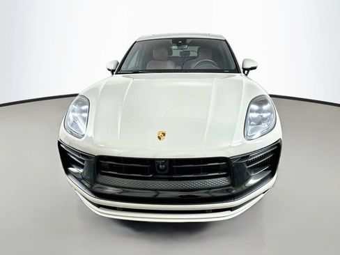 Used 2023 Porsche Macan S AWD/4WD image 2