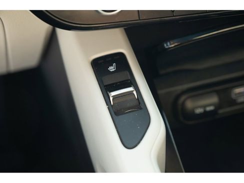 Used 2024 Kia Telluride S w/ S Sunroof Package FWD image 30