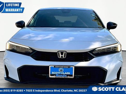 Used 2025 Honda Civic Sport image 2