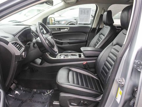 Used 2023 Ford Edge SEL image 17
