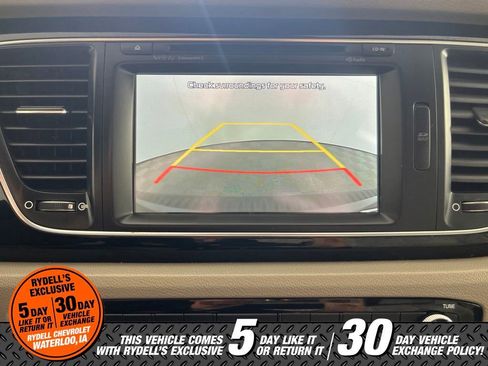 Used 2015 Kia Sedona SX Limited FWD image 33