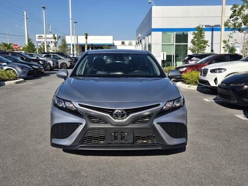 Used 2024 Toyota Camry SE image 2