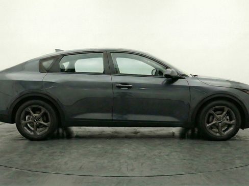 Used 2025 Kia K4 LXS image 11